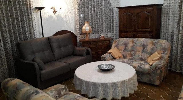 370-casa Grande con Piscina Privada y Jardín