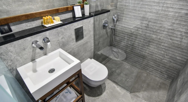 Трёхместный номер Standard с балконом и с видом на сад Hotel Perla