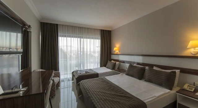 Номер Economy Le Monde Beach Resort & Spa