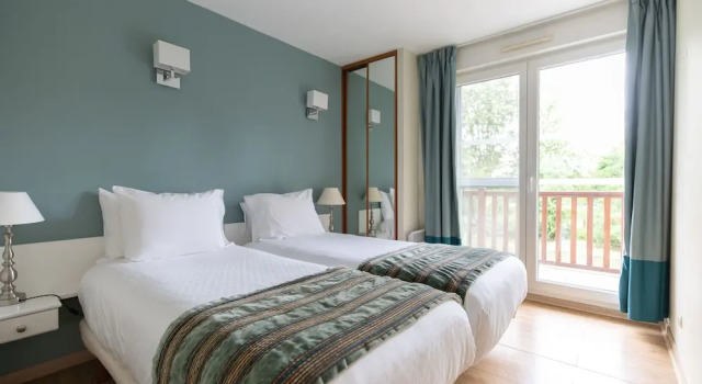 Апартаменты Deluxe с 2 комнатами Club Wyndham Normandy