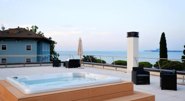 Garda Blue Home - Corte Fasanella - by Host4U