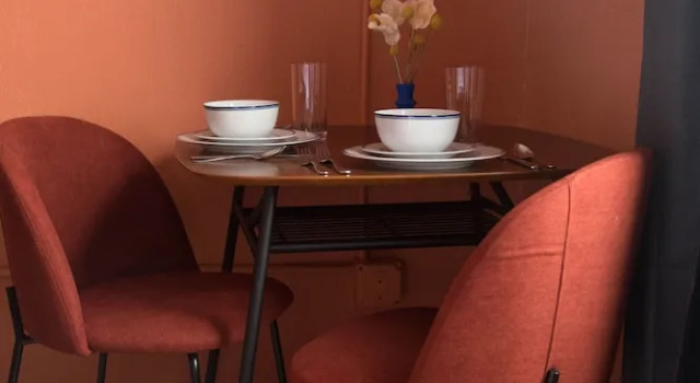 Beverly Boulevard! Cozy Studio! Sleeps 2!