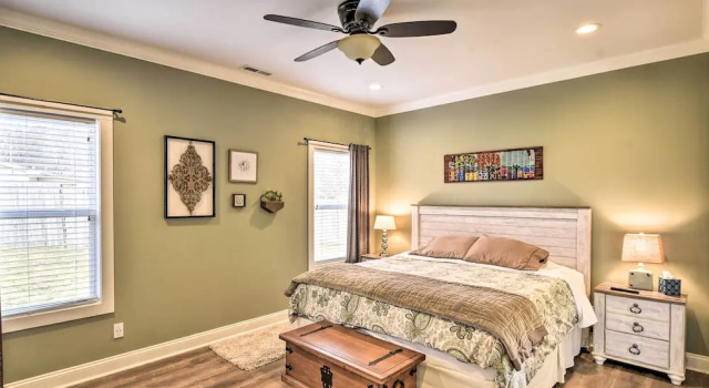 Коттедж Newly Built Arab Abode Near Guntersville Lake
