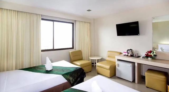Номер Deluxe Hat Yai Rama Hotel