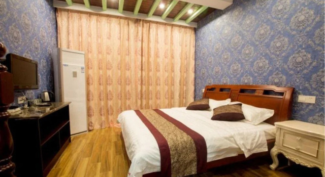 Wuzhen Shibajian Theme Inn, Rezerwuj Hotel Wuzhen Jiaxing