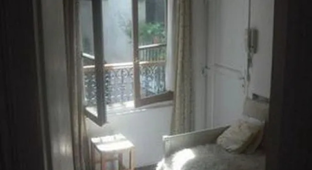 Bed  Breakfast Place De Vosges 3, Забронировать Отель Отели Парижа с завтраком, рядом с Mémorial de la Shoah, Завтраки