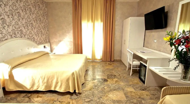 Четырёхместный номер Standard Hotel Orazia