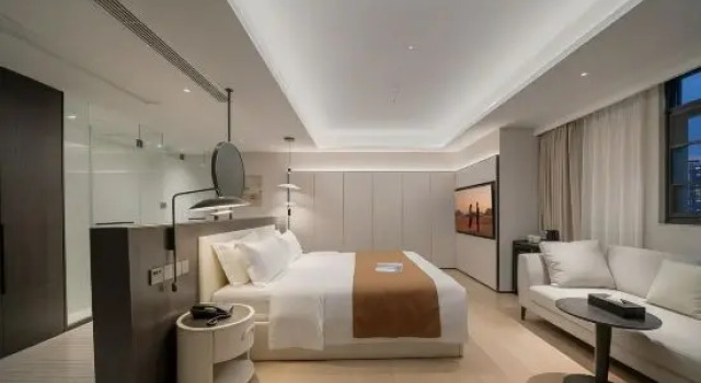 Семейный люкс с видом на реку Holiday River View Hotel,Hongya Cave,Jiefangbei,Chongqing