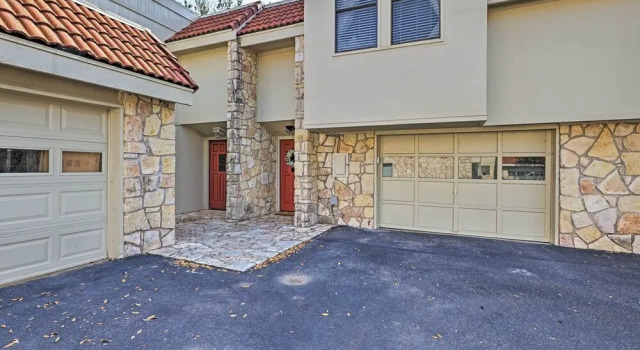 Modern Townhome w/ Patio, Next Door to Resort