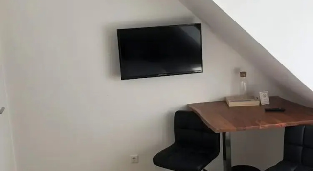 Семейный номер Standard с видом на бассейн Enjoyit Rooms