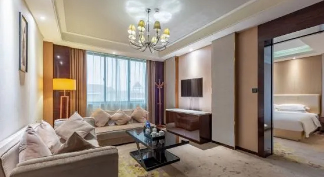 Люкс Deluxe Tianhai pohu scenic hotel (lu shan Xiufeng Avenue Store)