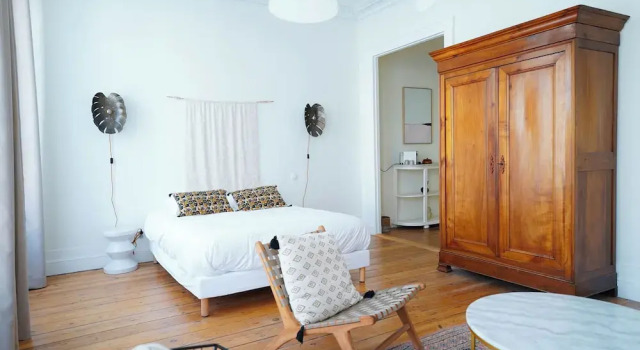 Двухместный номер Deluxe с балконом и с видом на город La Maison Galiène - Bed and Breakfast