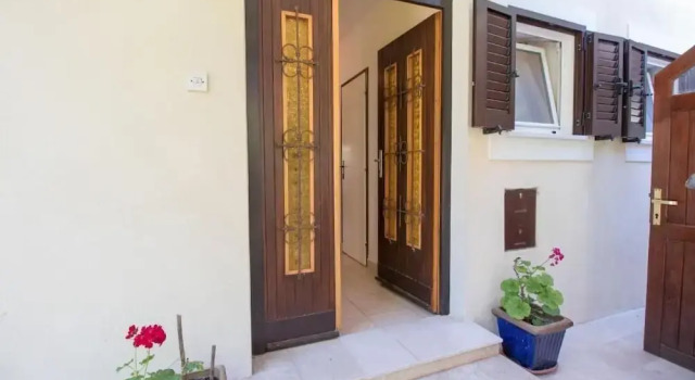 Apartments Luka, Забронировать Апартаменты/квартира Отели Мали-Лошиня с парковкой, рядом с Автобусный вокзал Mali Losinj, Парковка