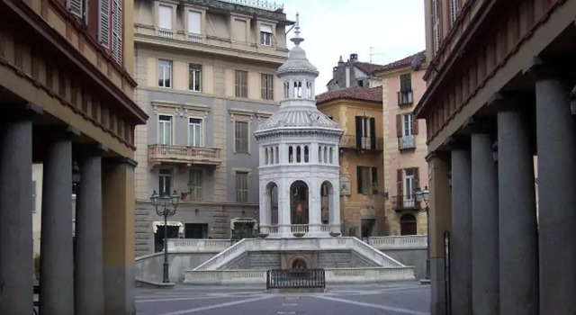 Orbregno Country House - Alto Monferrato Hills, Boek Vakantiehuis Villa's in Piemonte, Villa