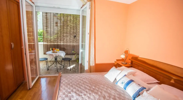 AP Split Center + 2 free parking places & grill, Prenota Hotel Splitska 