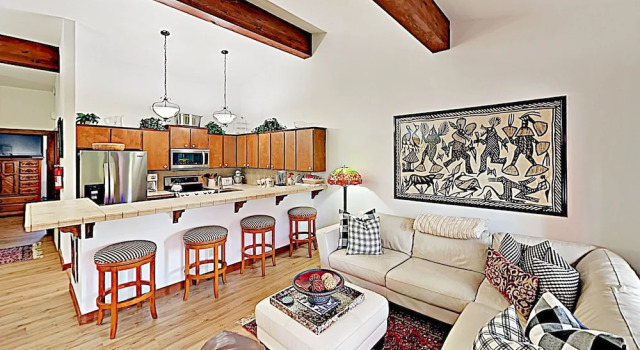 New Listing! Pinewild Condo W/ Private Hot Tub Condo, Réserver Hôtel Zephyr Cove Nevada