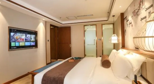 Люкс Deluxe Jiuyuan Hotel (Urumqi High-speed Railway Station)