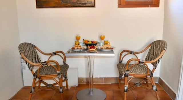 Номер Standard Loft Apartment , La Terrasse Centre Ville dArles