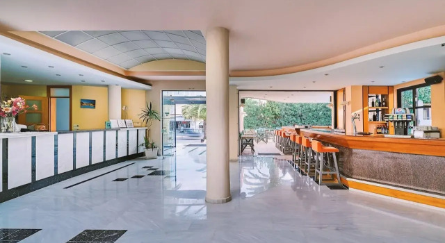 Eva Bay Hotel On The Beach, Забронировать Отель Ретимнон Центральный Крит