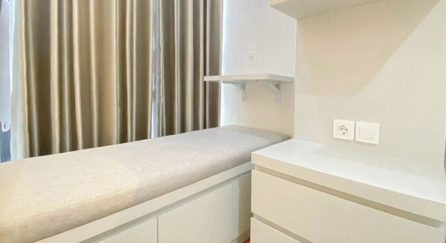 Compact Studio With City View At The Alton Apartment