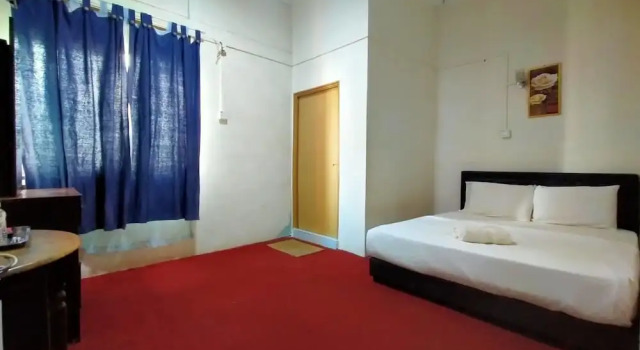 Rz Gold Hotel by OYO Rooms, Rezervovat Hotel Kuala Krai Kelantan