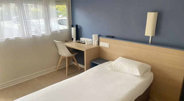 Hotel Restaurant Campanile Montpellier Ouest - Saint-Jean-De-Vedas, Varaa Hotelli Saint-Jean-de-Vedas Hérault