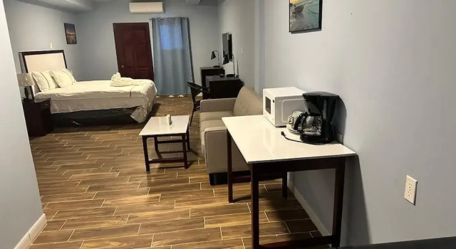 Номер Deluxe Enjoy Hotel