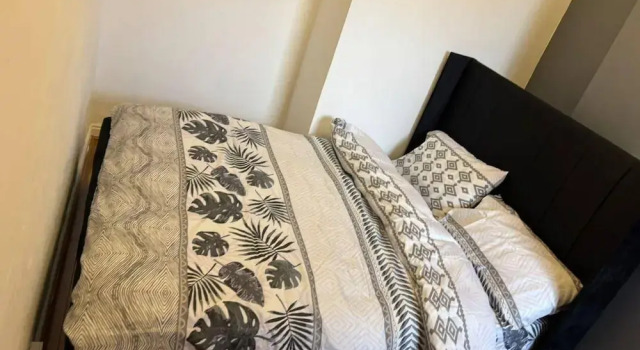 4-guest Charm Home W/street Parking & Wifi & Party, Varaa Lomakoti Mökit kohteessa Merseyside, Mökki