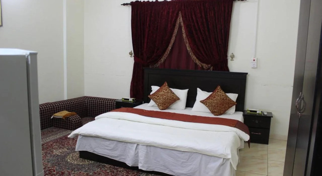 Al Eairy Furnished Apartments Al Baha 4