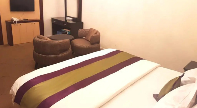 Qasr Allathqiah Furnished Apartment 4