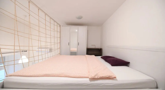 Cosy Flat in Király Street, Забронировать Отель Отели Будапешта 3 звезды, рядом с Liszt Ferenc Memorial Museum, 3*