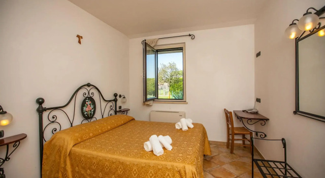 Agriturismo Valle Del Subasio, Varaa Hotelli Rivotorto Umbria