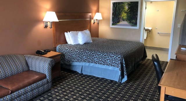 Days Inn by Wyndham Columbus, Rezervovat Hotel Columbus Mississippi