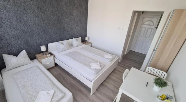 Апартаменты с балконом Surman Apartmanok