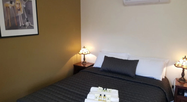 Номер Superior с балконом Daylesford Motor Inn Vic Pty Ltd