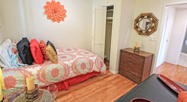 3909 Marcus Ave Shie1 4 Bedroom Duplex, Забронировать Дом для отпуска Виллы Ньюпорт-Бич, Вилла