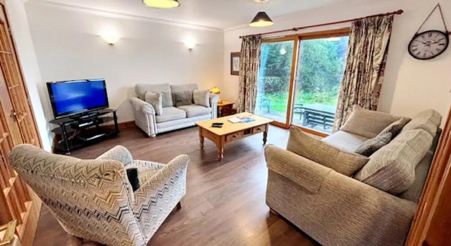 Stob Binnein Cottage, Забронировать Дом для отпуска Отели Центральной Шотландии с парковкой, Парковка