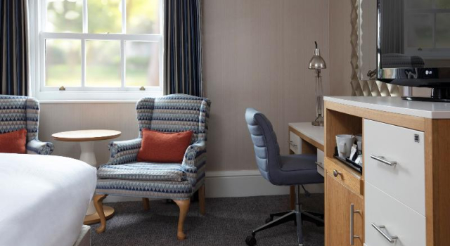 Двухместный номер Classic с балконом Oulton Hall Hotel, Spa & Golf Resort