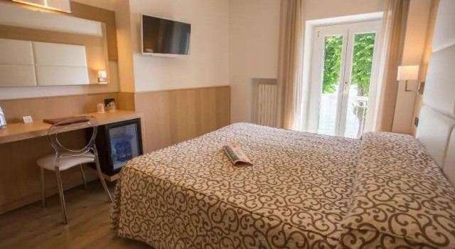 Двухместный номер Standard с видом на озеро Hotel Europa