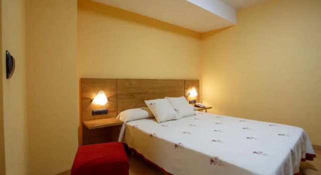Студия Hotel Restaurante Pontiñas