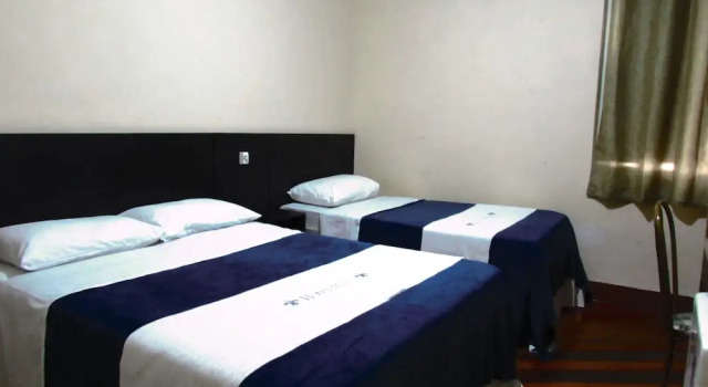 Трёхместный номер Standard Hotel Minho - Ótima Escolha Próximo à 25 de Março, Brás, Bom Retiro, Metrô e Hospital da Mulher - Café da Manhã Incluso - Estacionamento em Frente