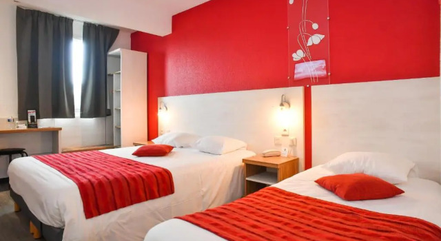 Номер Comfort Brit Hotel Confort Saint-Lô