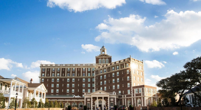 Четырёхместный номер Standard The Historic Cavalier Hotel and Beach Club Autograph Collection