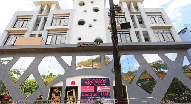 OYO 3803 Hotel Lal Quila, Prenota Hotel Hotel a Orissa con parcheggio, Parcheggio