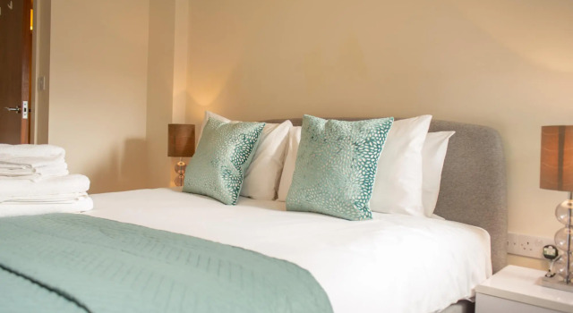 Comfy One Bedroom Apartment in City of London, Varaa Huoneisto Asunnot kohteessa Merseyside, Huoneisto