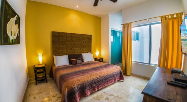 La Vista 6 Oceanview Condo in Playa del Carmen by RedAwning, Забронировать Апартаменты/квартира Отели Плая-дель-Кармен с бассейном, рядом с Пляжный клуб Mamitas, Бассейн