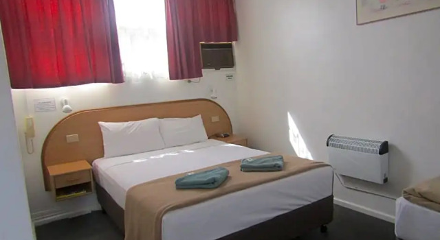 Номер Standard Twin City Motor Inn