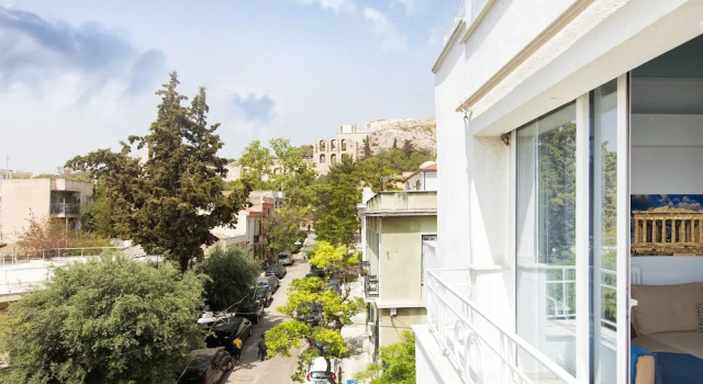 Апартаменты Yourhome under Acropolis Roofdeck w.view