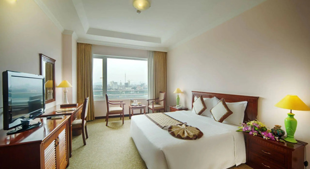 Muong Thanh Grand Phuong Dong Hotel
