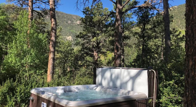 Люкс Pikes Peak Guest Cabin at Rocky Mountain Lodge
